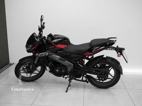 BAJAJ DOMINAR NS160