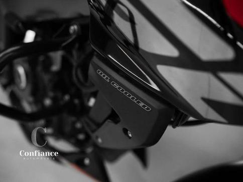 BAJAJ DOMINAR NS160