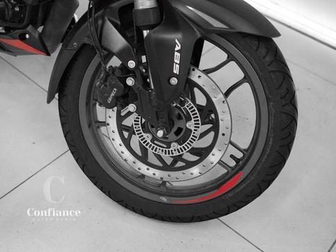 BAJAJ DOMINAR NS160