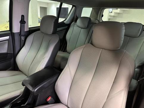 CHEVROLET TRAILBLAZER LT 2.8 4X4