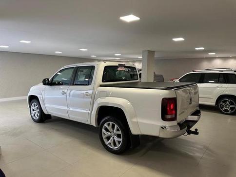 VOLKSWAGEN AMAROK HIGHLINE CD 3.0 4x4 TB DIES. AUT.