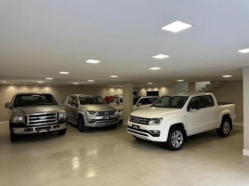 VOLKSWAGEN AMAROK HIGHLINE CD 3.0 4x4 TB DIES. AUT.