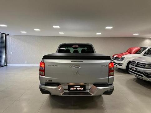 MITSUBISHI TRITON SPORT HPE S