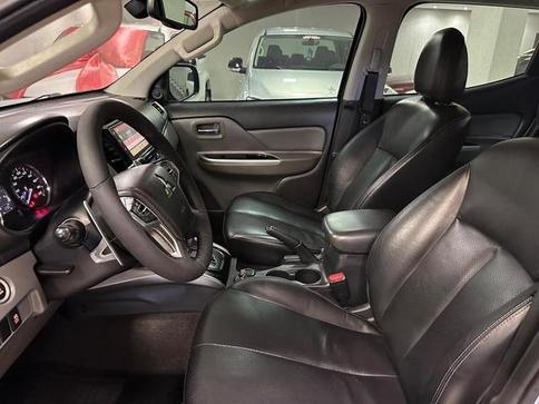 MITSUBISHI TRITON SPORT HPE S