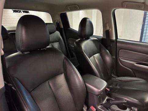 MITSUBISHI TRITON SPORT HPE S