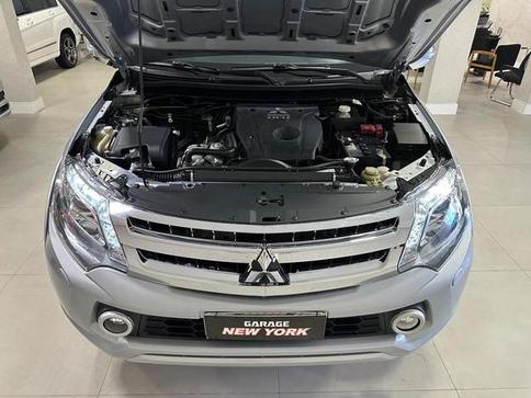 MITSUBISHI TRITON SPORT HPE S