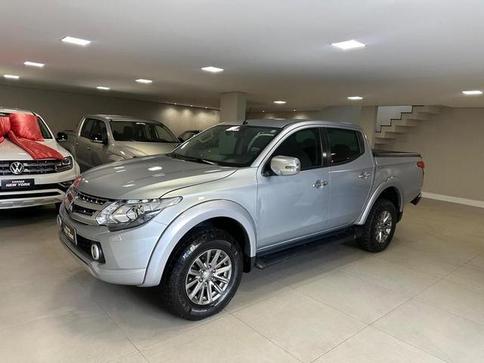 MITSUBISHI TRITON SPORT HPE S