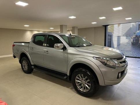 MITSUBISHI TRITON SPORT HPE S