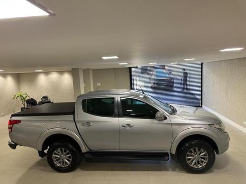 MITSUBISHI TRITON SPORT HPE S