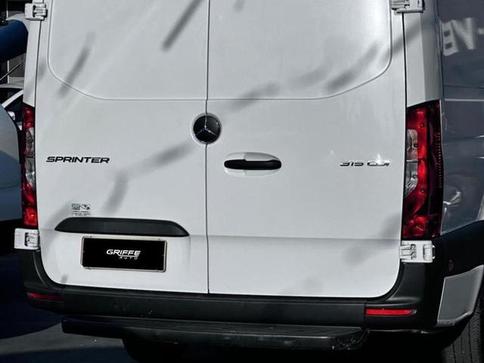 MERCEDES-BENZ 315CDI STREET F