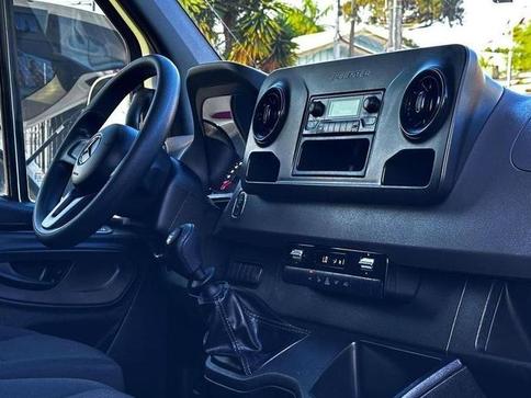 MERCEDES-BENZ 315CDI STREET F