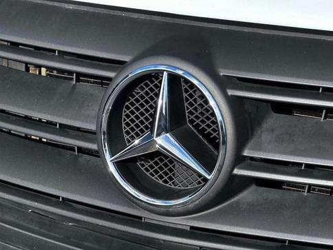 MERCEDES-BENZ 315CDI STREET F