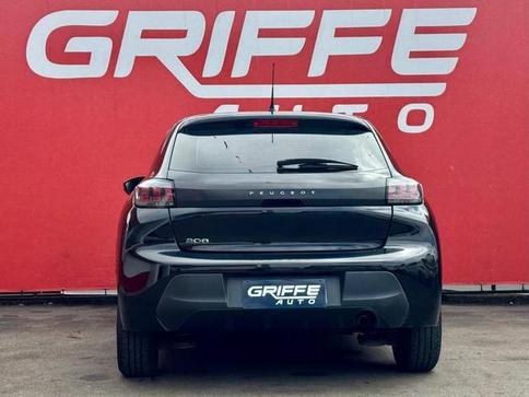 PEUGEOT 208 LIKE MT