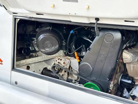 VOLKSWAGEN KOMBI FURGAO 1.4MI(TOTALFLEX) 4P