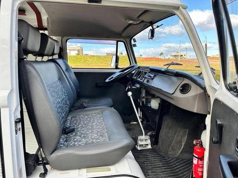 VOLKSWAGEN KOMBI FURGAO 1.4MI(TOTALFLEX) 4P