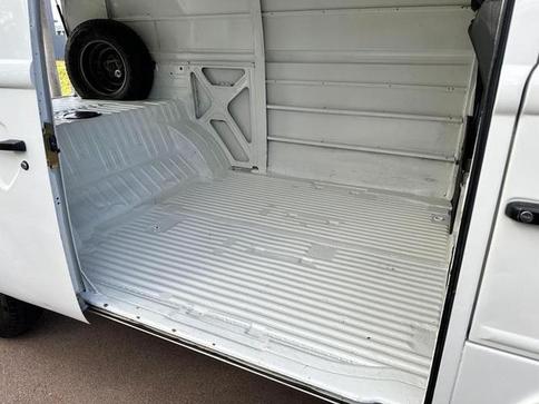 VOLKSWAGEN KOMBI FURGAO 1.4MI(TOTALFLEX) 4P