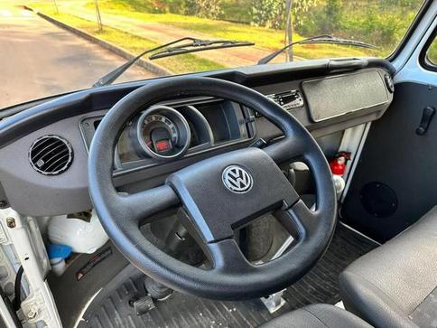 VOLKSWAGEN KOMBI FURGAO 1.4MI(TOTALFLEX) 4P