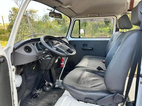 VOLKSWAGEN KOMBI FURGAO 1.4MI(TOTALFLEX) 4P