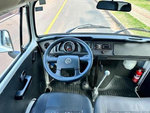VOLKSWAGEN KOMBI FURGAO 1.4MI(TOTALFLEX) 4P