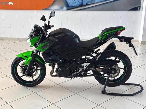 KAWASAKI Z 400