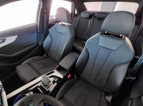 AUDI A4 S LINE 2.0 TFSI 204CV S TONIC