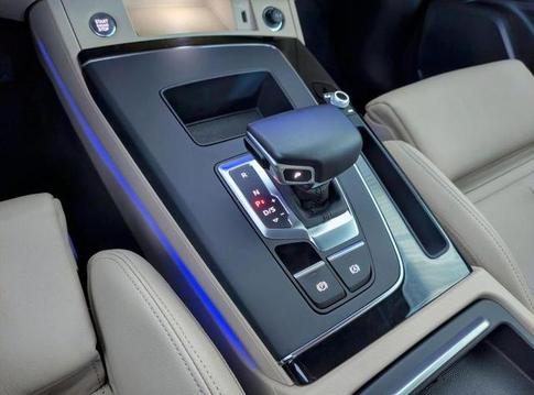 AUDI Q5 SPB. S-LINE BLACK 2.0 TFSI QUA. S-TRON