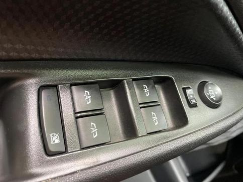 CHEVROLET ONIX 1.0 LT