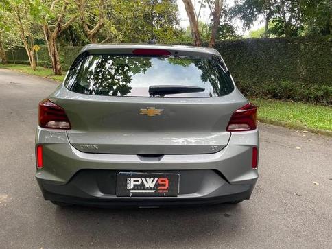 CHEVROLET ONIX 1.0 LT