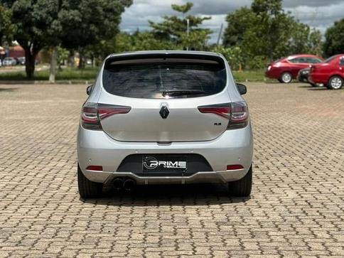 RENAULT SANDERO RS20MT