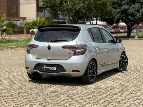 RENAULT SANDERO RS20MT