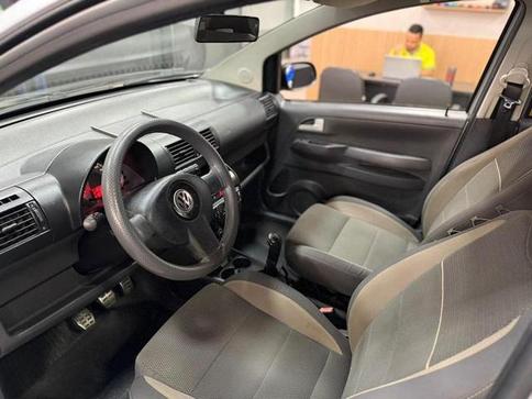 VOLKSWAGEN CROSSFOX