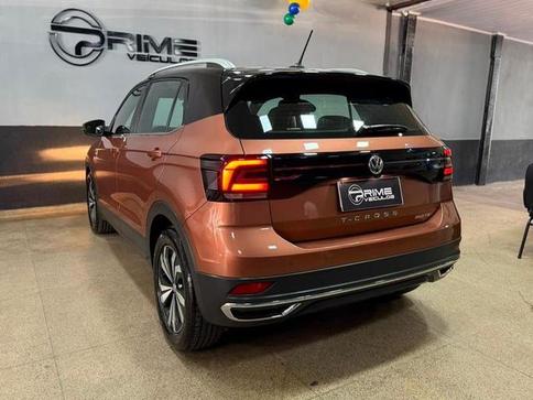 VOLKSWAGEN T CROSS HL TSI AE
