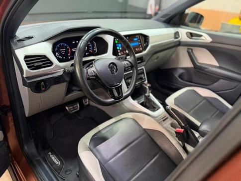 VOLKSWAGEN T CROSS HL TSI AE