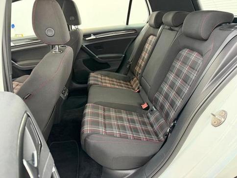 VOLKSWAGEN GOLF GTI 2.0 TSI 220CV AUT.