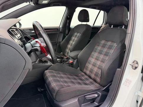 VOLKSWAGEN GOLF GTI 2.0 TSI 220CV AUT.