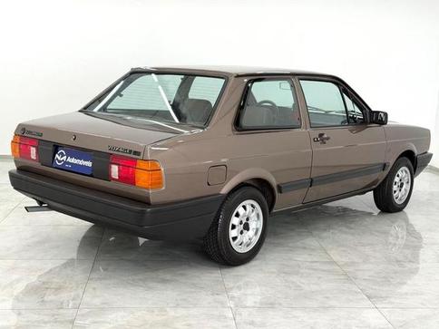 VOLKSWAGEN VOYAGE GL 1.8 2P