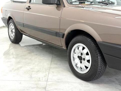 VOLKSWAGEN VOYAGE GL 1.8 2P