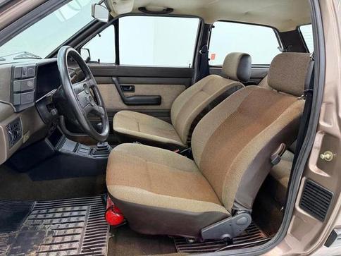 VOLKSWAGEN VOYAGE GL 1.8 2P