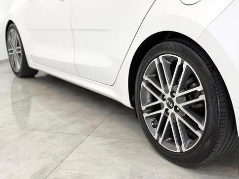 KIA Rio 1.6 EX