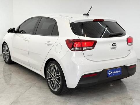KIA Rio 1.6 EX