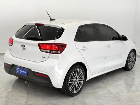 KIA Rio 1.6 EX
