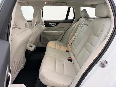 VOLVO V60 T-5 MOMENTUM 2.0 5P