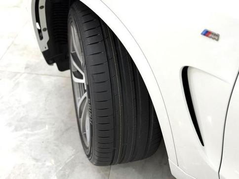 BMW X5 3.0 4X4 M50D I6 TURBO AUTOMATICO