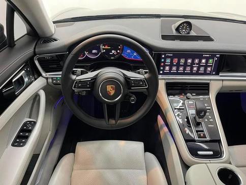 PORSCHE PANAMERA 4 E-HYBRID SPORT TURISMO
