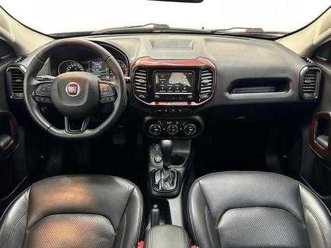 FIAT TORO FREEDOM 1.8 AT6