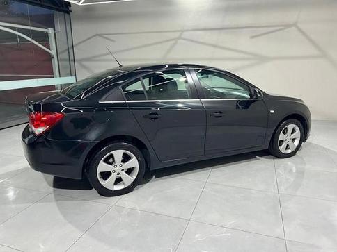 CHEVROLET CRUZE 1.8 LT 16V FLEX 4P MANUAL