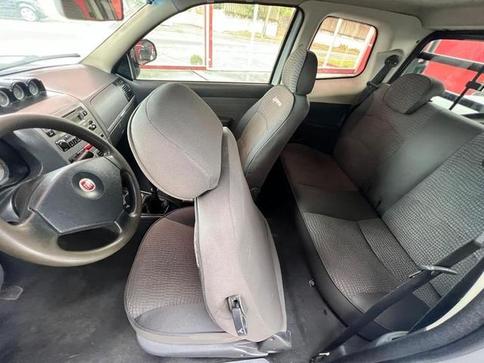 FIAT STRADA 1.8 MPI ADVENTURE CD 16V FLEX 2P MANUAL