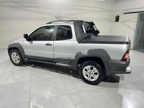 FIAT STRADA 1.8 MPI ADVENTURE CD 16V FLEX 2P MANUAL