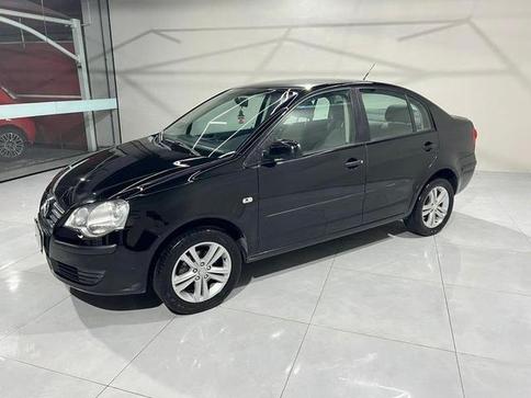 VOLKSWAGEN POLO SEDAN 1.6
