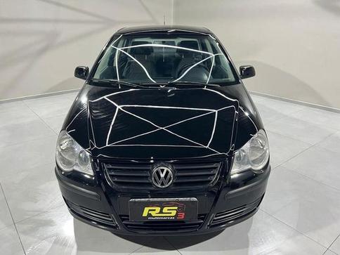 VOLKSWAGEN POLO SEDAN 1.6